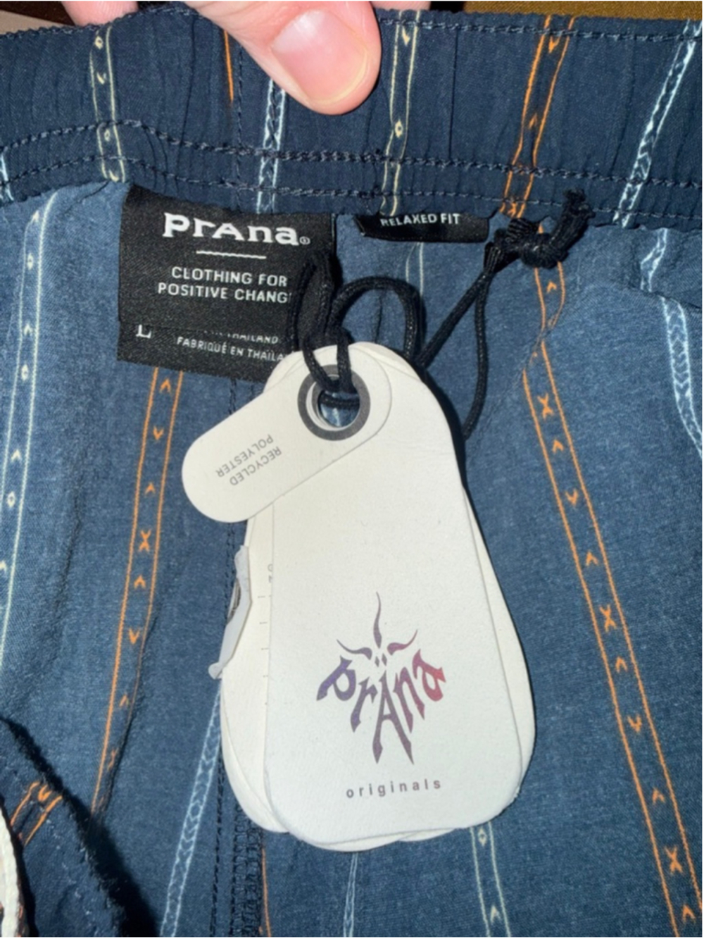 Men's Prana Shorts size Large Indio Heritage Shorts Aztec Print Blue 5’ Inseam - Picture 16 of 16